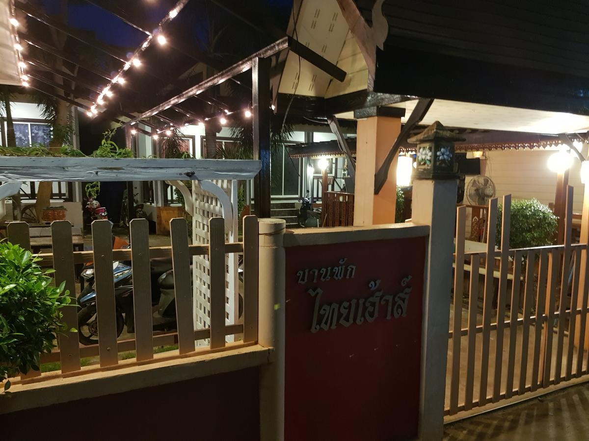Thaihouse Larn-sziget Kültér fotó