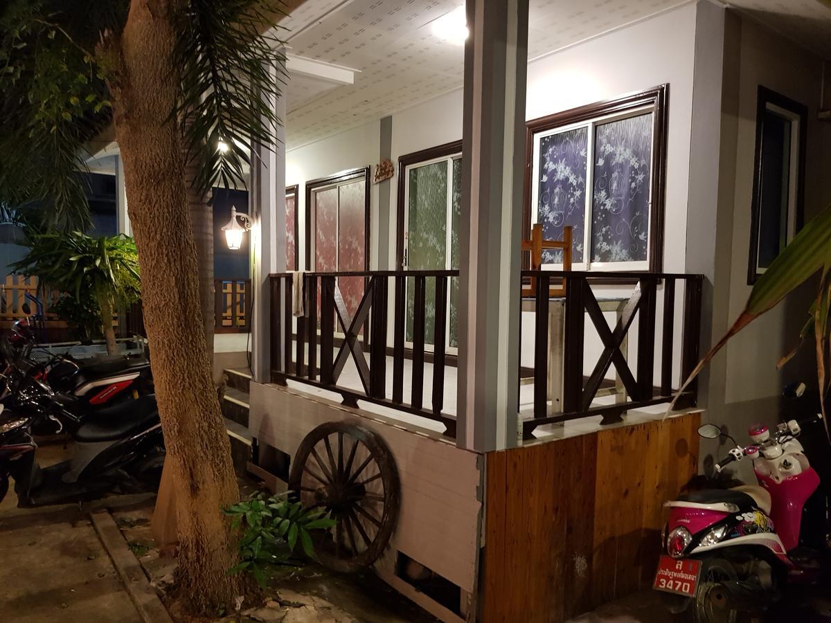 Thaihouse Larn-sziget Kültér fotó